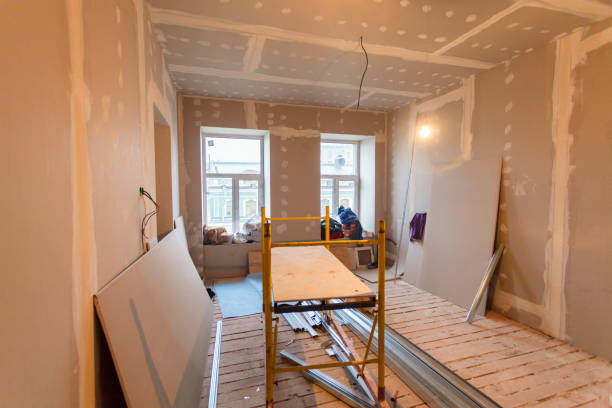 Best Asbestos and Lead Testing During Mold Inspection  in Dollar Bay, MI